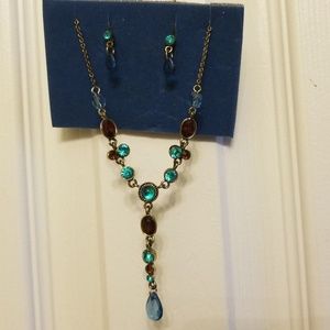 Earring necklace set